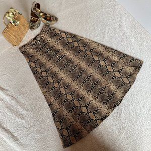 Zara Tan/Snake Skin Pattern Long Skirt with Front Slit sz XS NWT